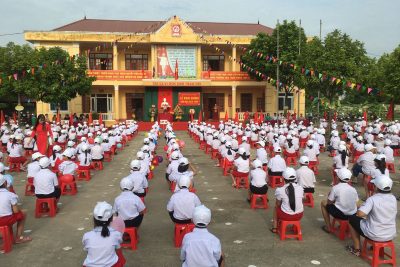 TRƯỜNG TIỂU HỌC YÊN BÌNH  TƯNG BỪNG CHÀO ĐÓN NĂM HỌC MỚI